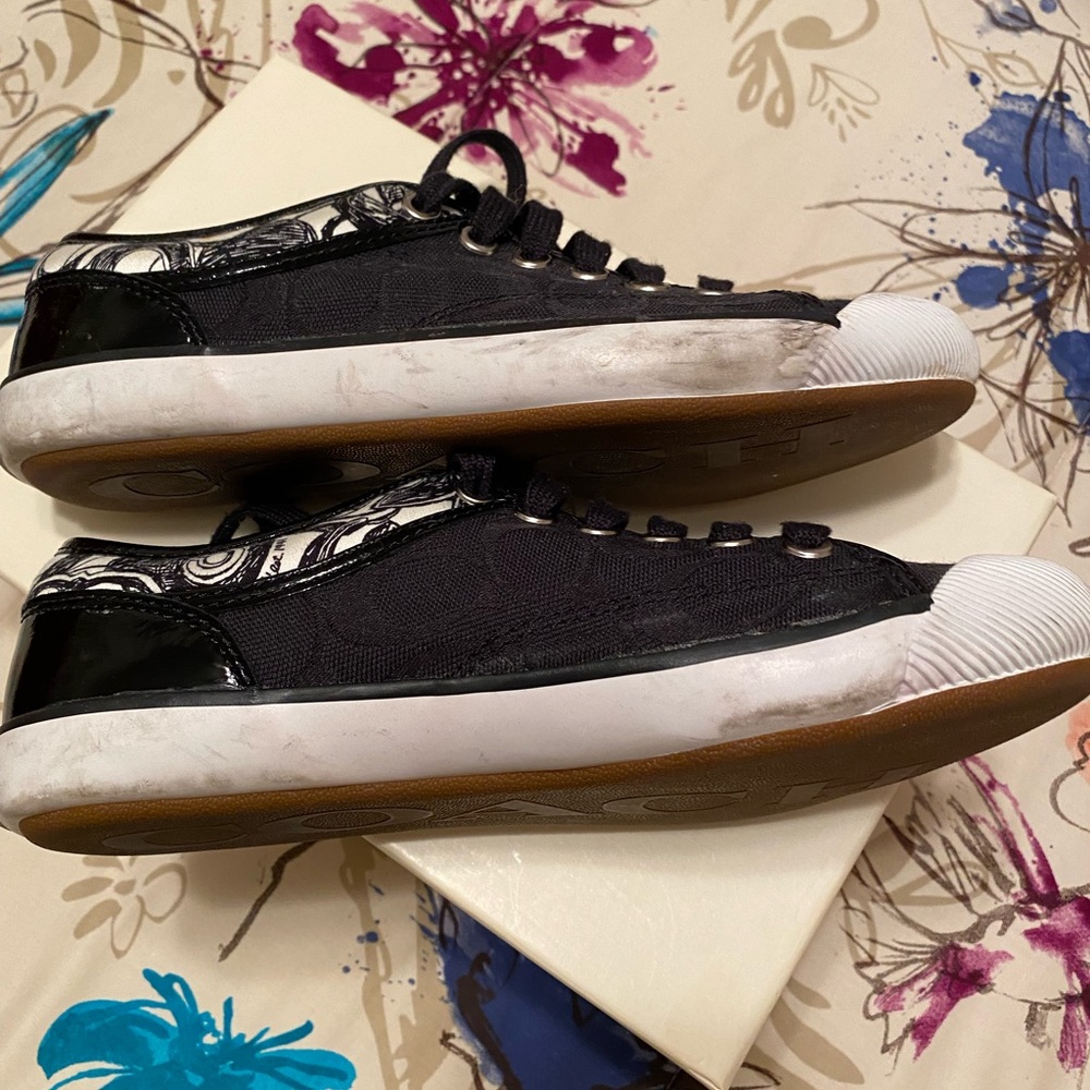 Coach Tennis Shoes Size 6 1/2 - Picture 5 of 5